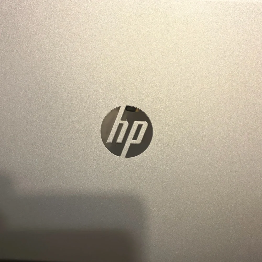 Brand New !!! HP Silver 15.6